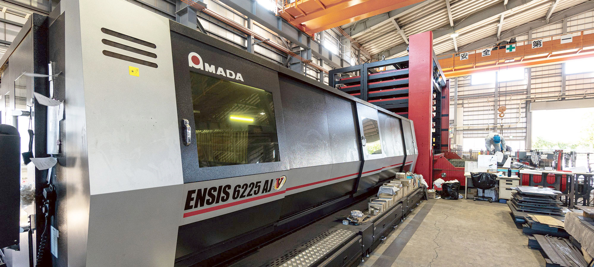 ファイバーレーザー切断機イメージ