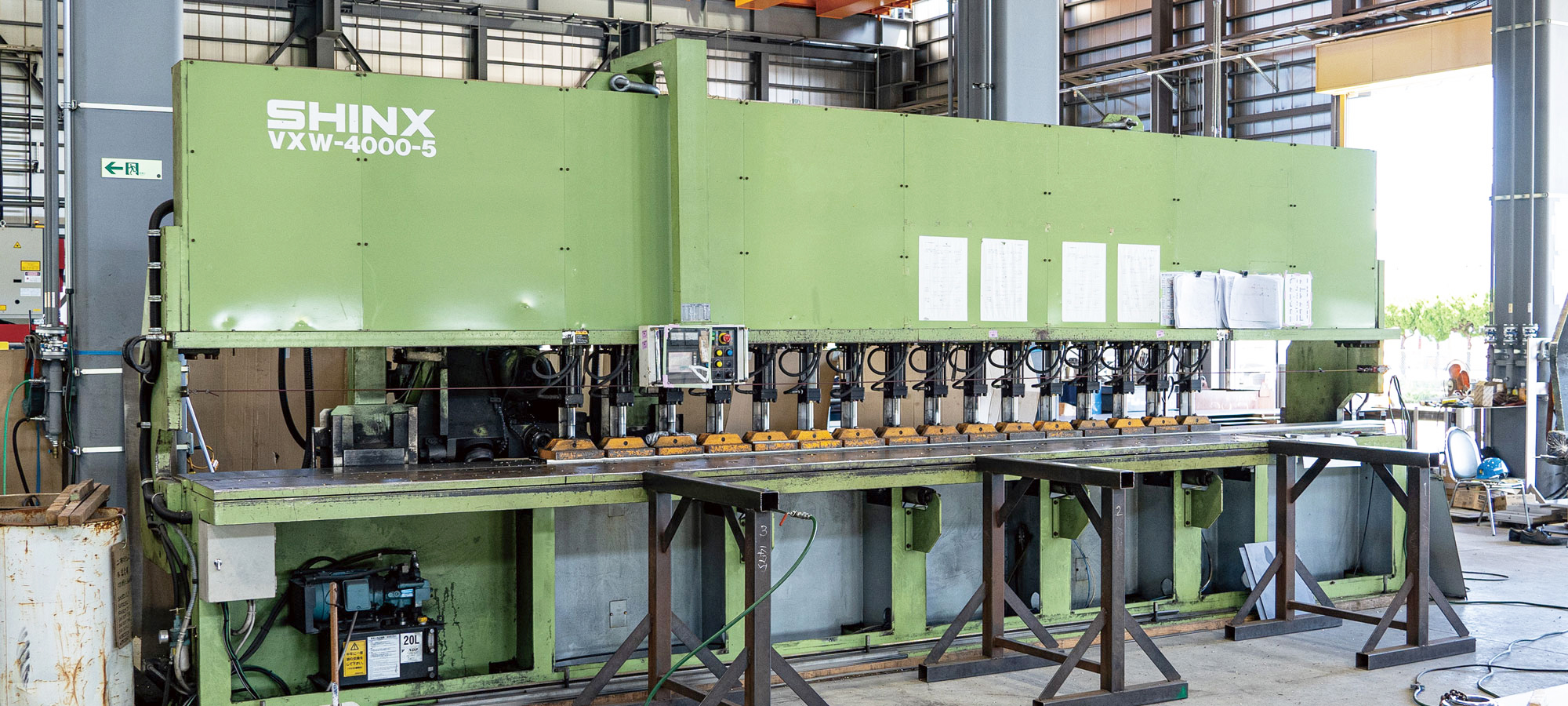 平板開先加工機イメージ