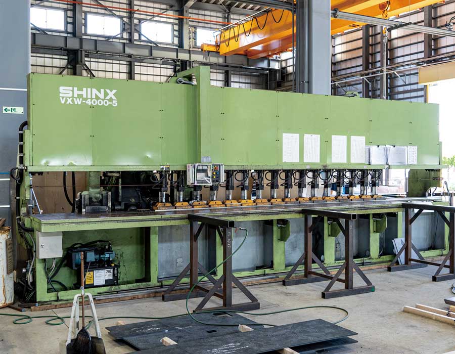 平板開先加工機:VXW-4000-5